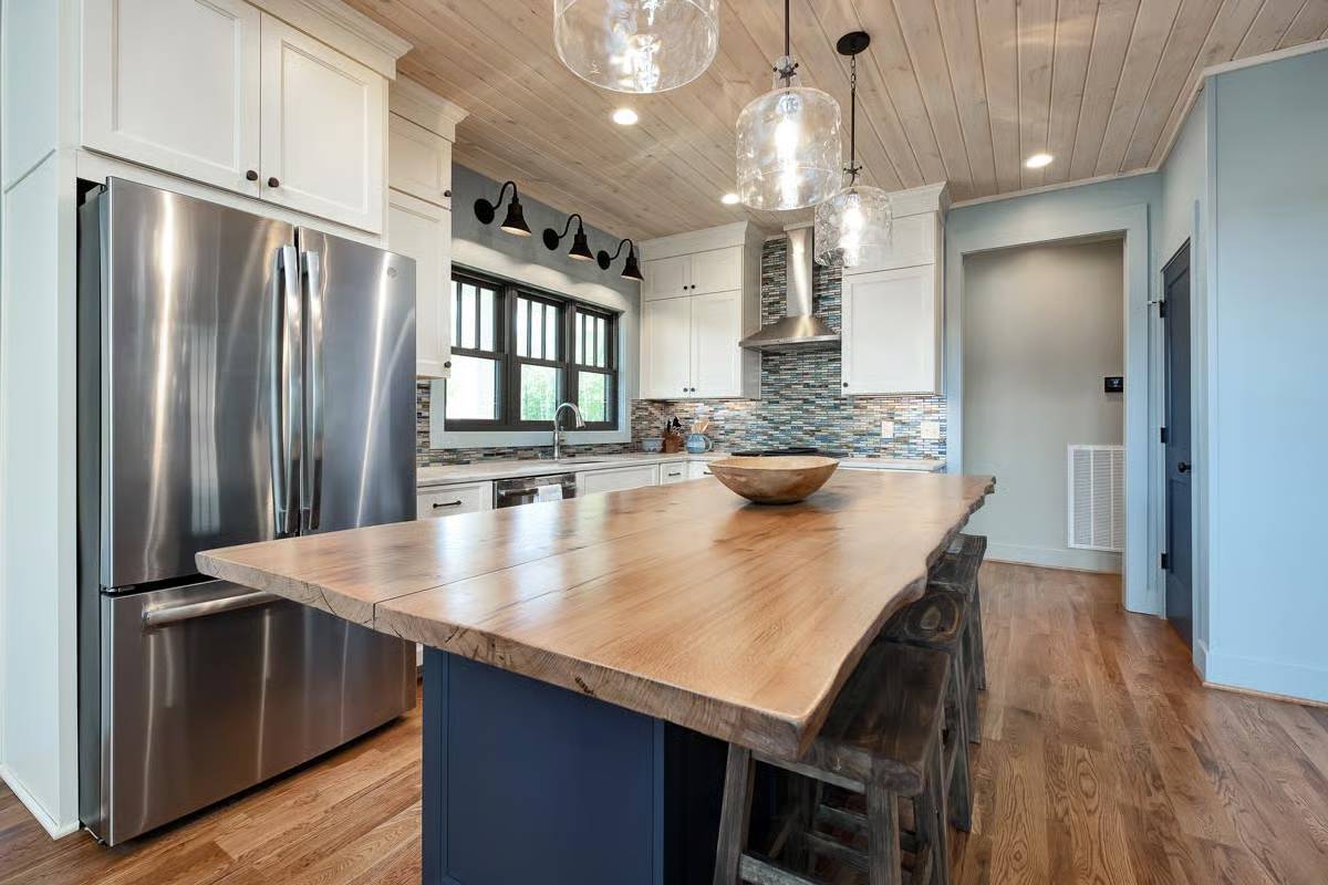 Snowy Owl 23 Loz Builders Snowy Owl 023 - Lake Of The Ozarks Home Builders
