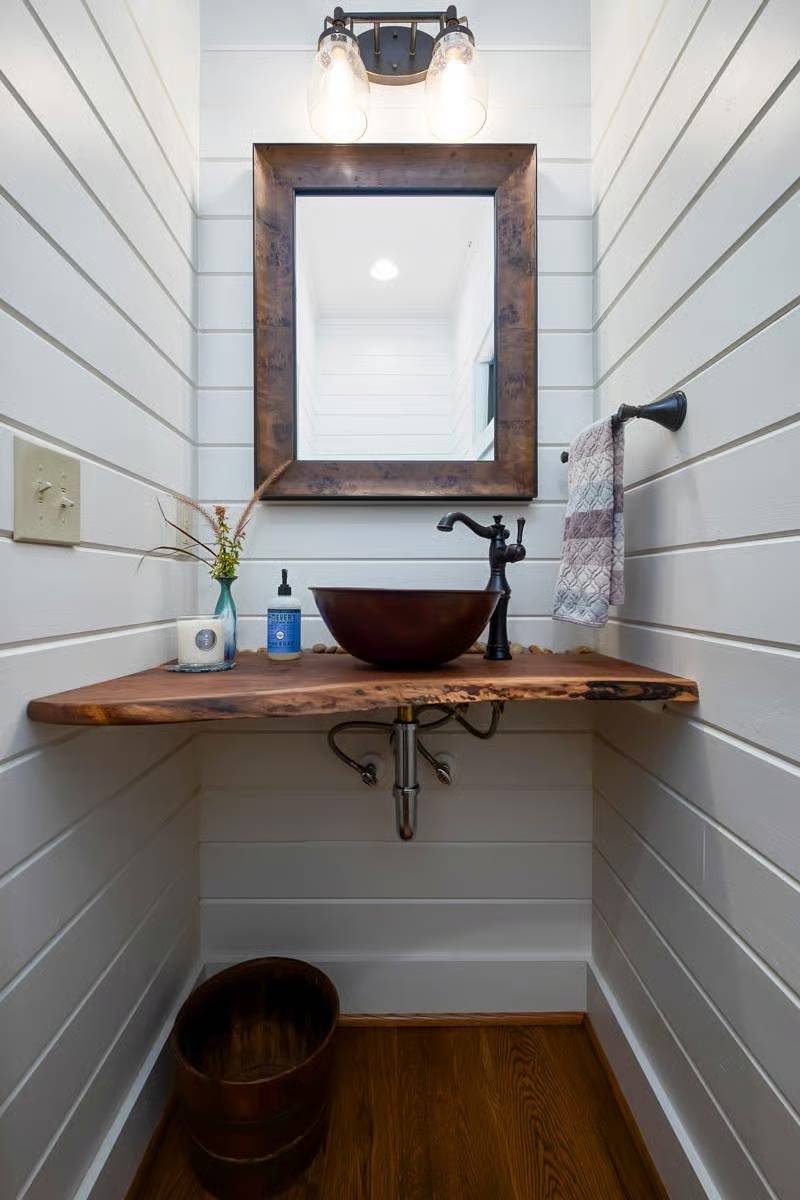 Snowy Owl 31 Loz Builders Snowy Owl 031 - Lake Of The Ozarks Home Builders