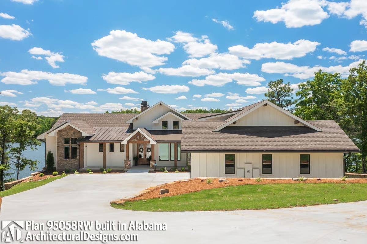 Loz Builders New American 018 - Lake Of The Ozarks Home Builders